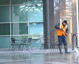 Commercial Pressure Washing